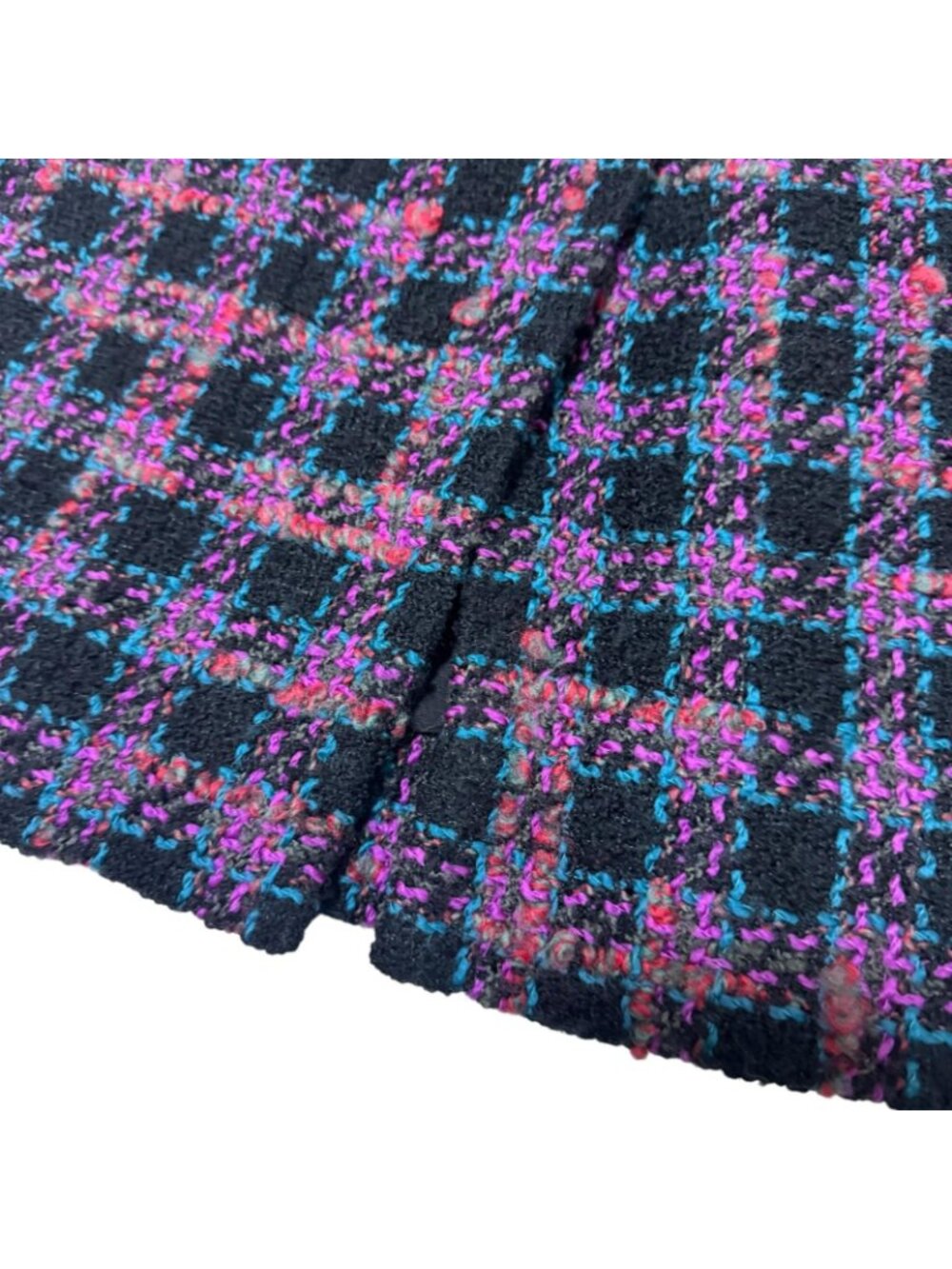Chanel CC Logo Button Tweed Skirt 36 - Picture 6 of 10